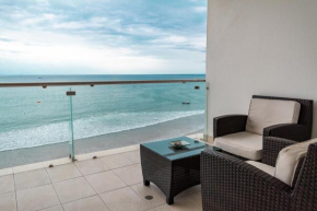 Lujoso y Acogedor Apartamento con Vista al Mar